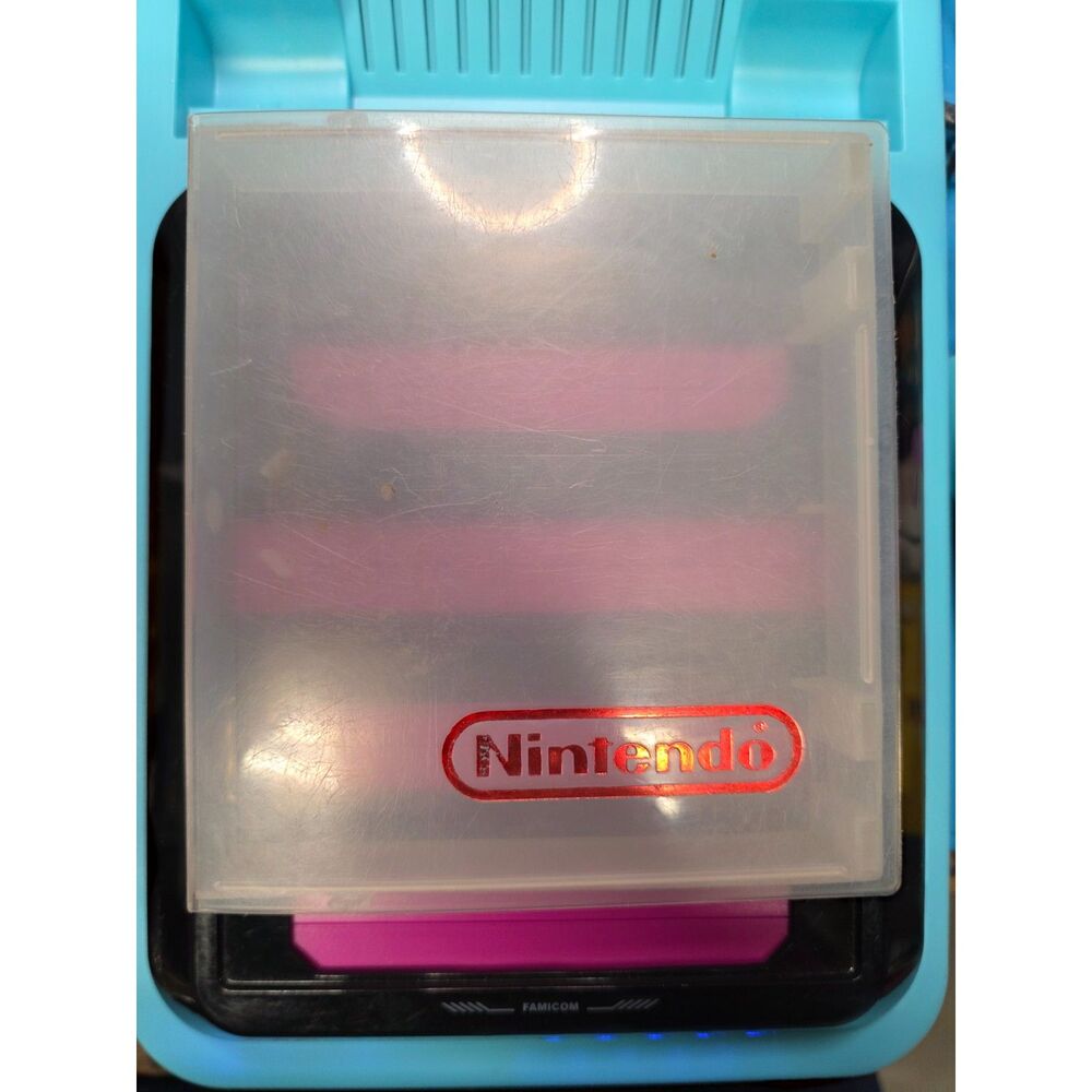 Nintendo NES Clamshell Cartridge Case - Clear for Nintendo NES